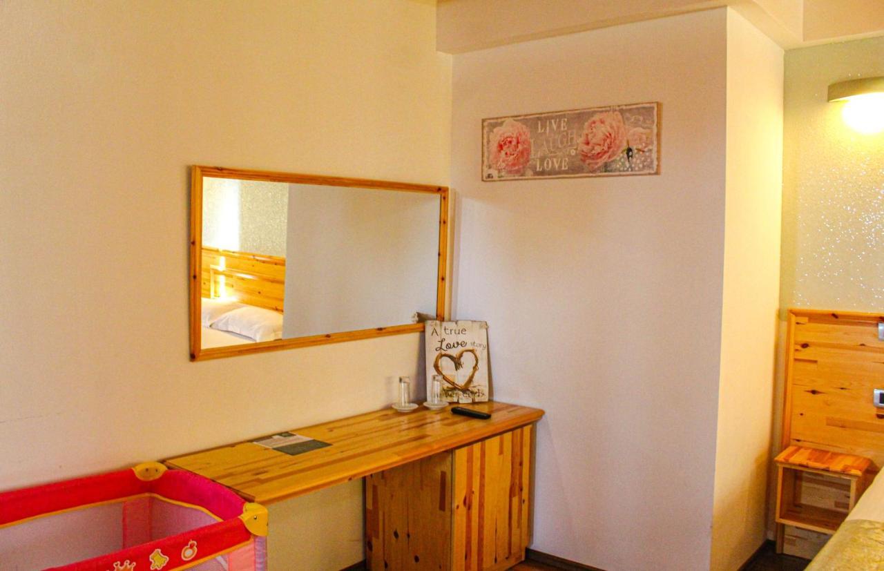 Shkreli Resort Qafeshtame Cudhi-Kamt エクステリア 写真